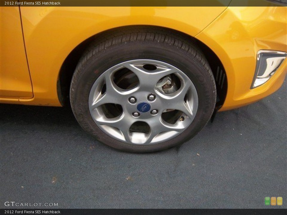 2012 Ford Fiesta SES Hatchback Wheel and Tire Photo #75995917