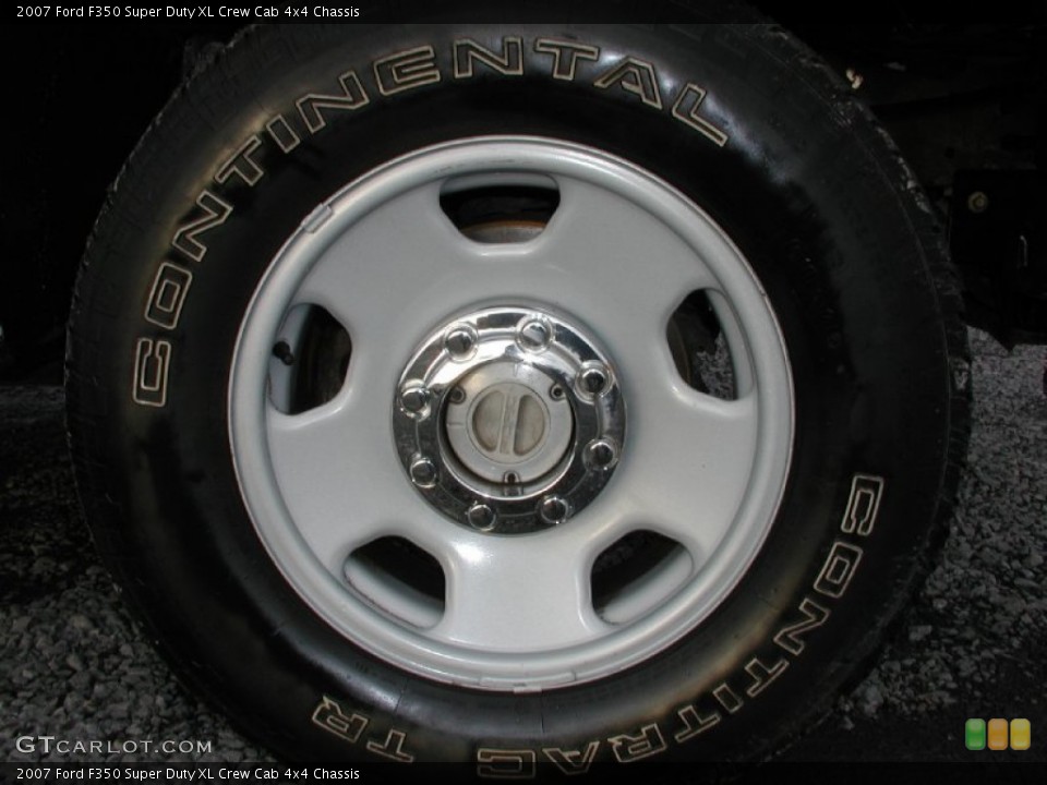 2007 Ford F350 Super Duty XL Crew Cab 4x4 Chassis Wheel and Tire Photo #76000168