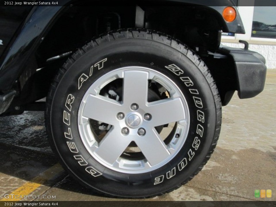 2012 Jeep Wrangler Sahara 4x4 Wheel and Tire Photo #76002715