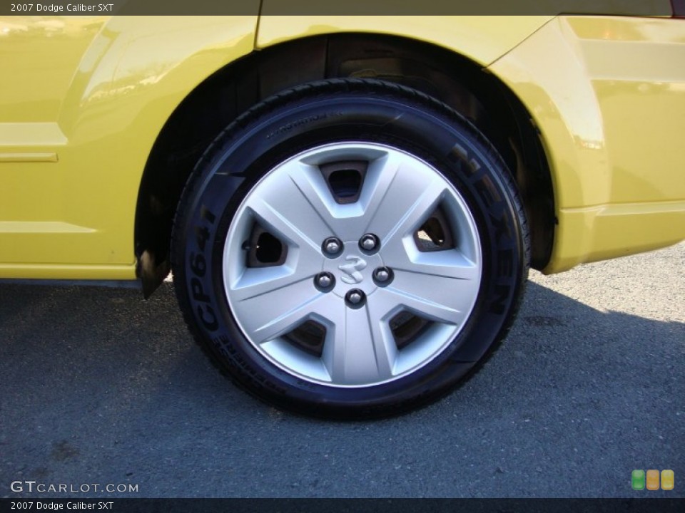 2007 Dodge Caliber SXT Wheel and Tire Photo #76024395
