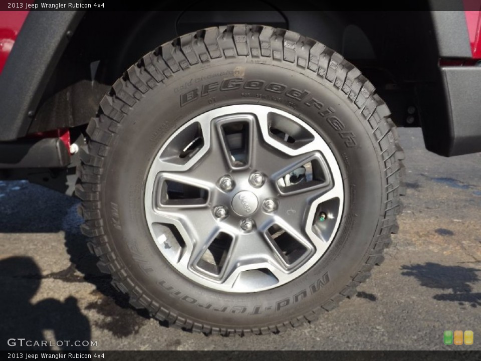 2013 Jeep Wrangler Rubicon 4x4 Wheel and Tire Photo #76031226