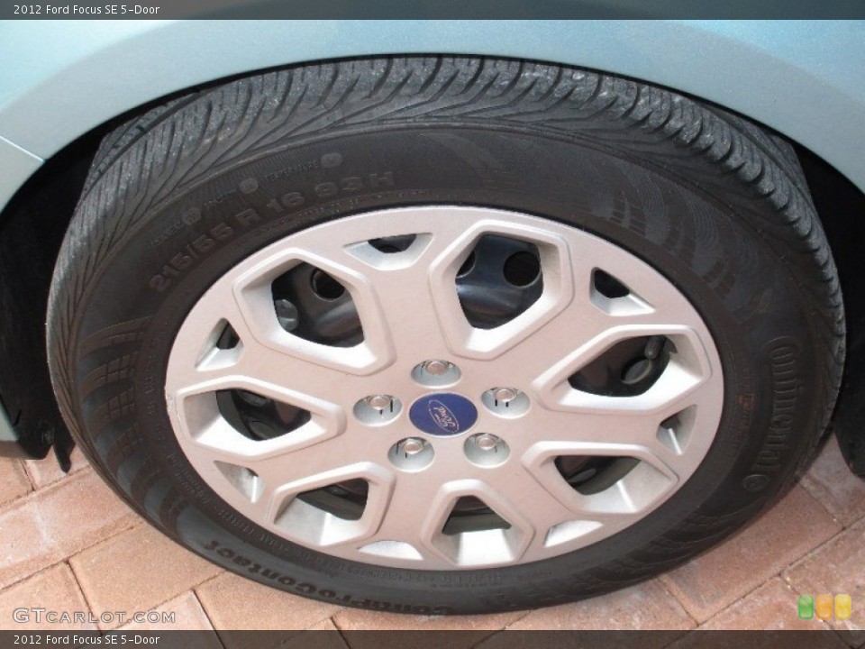2012 Ford Focus SE 5-Door Wheel and Tire Photo #76034516
