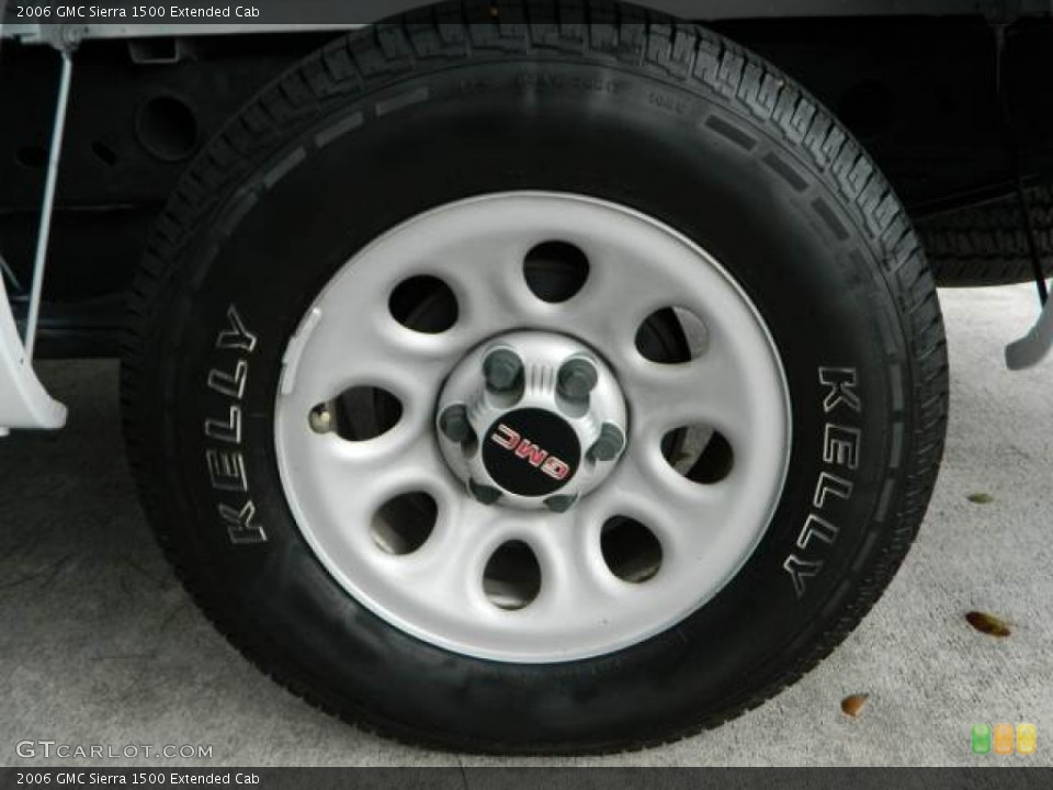 2006 GMC Sierra 1500 Extended Cab Wheel and Tire Photo #76086068