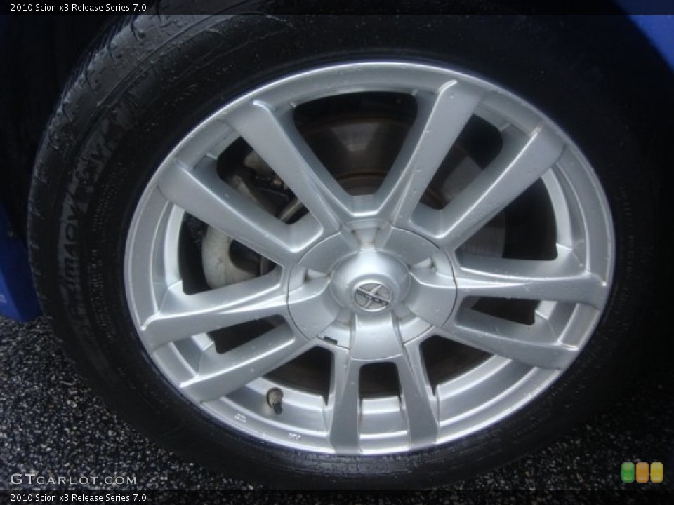 2010 Scion xB Release Series 7.0 Wheel and Tire Photo #76098941