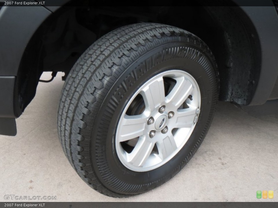 2007 Ford Explorer XLT Wheel and Tire Photo #76100611