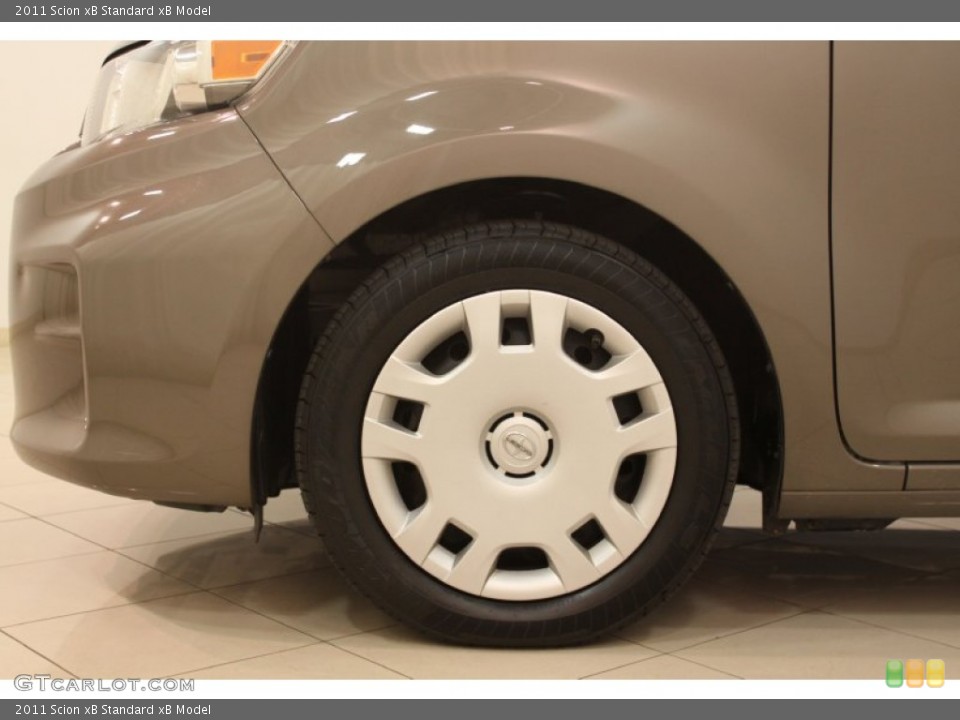 2011 Scion xB  Wheel and Tire Photo #76117934