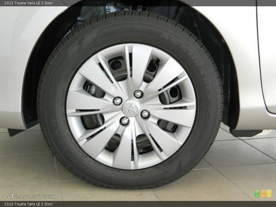 2013 Toyota Yaris LE 3 Door Wheel and Tire Photo #76179628