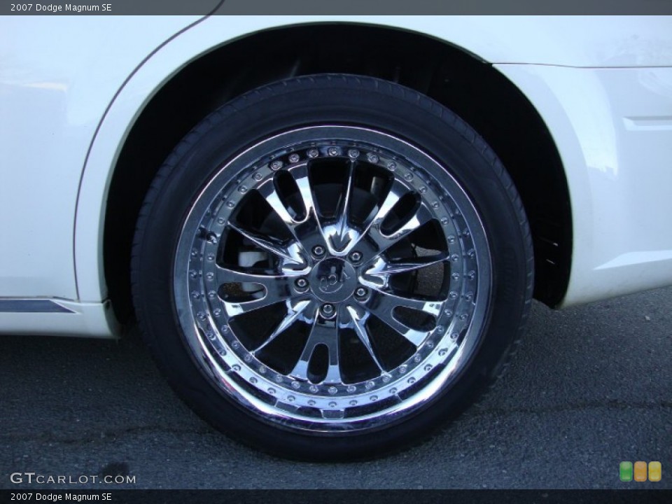 2007 Dodge Magnum Custom Wheel and Tire Photo #76217264