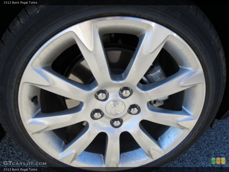 2013 Buick Regal Turbo Wheel and Tire Photo #76257080