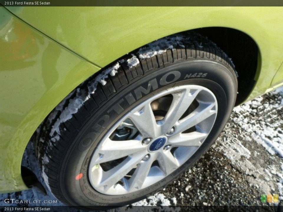 2013 Ford Fiesta SE Sedan Wheel and Tire Photo #76284930