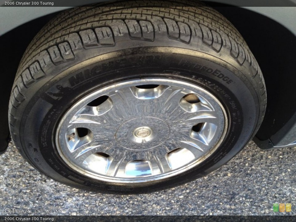2006 Chrysler 300 Touring Wheel and Tire Photo #76343008