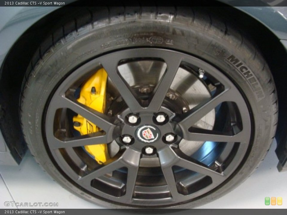 2013 Cadillac CTS -V Sport Wagon Wheel and Tire Photo #76344733