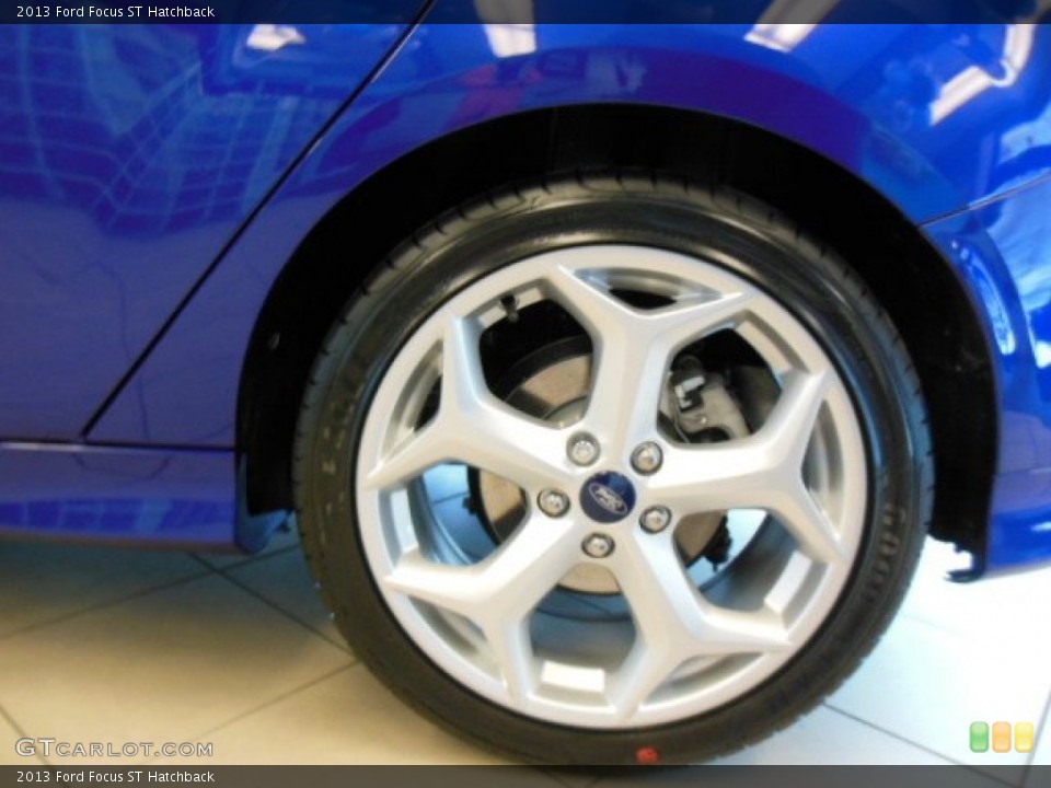 2013 Ford Focus ST Hatchback Wheel and Tire Photo #76350384
