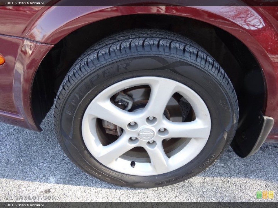 2001 Nissan Maxima Wheels and Tires
