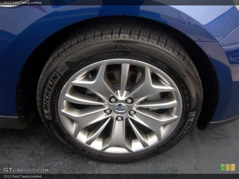 2013 Ford Taurus Limited Wheel and Tire Photo #76394652