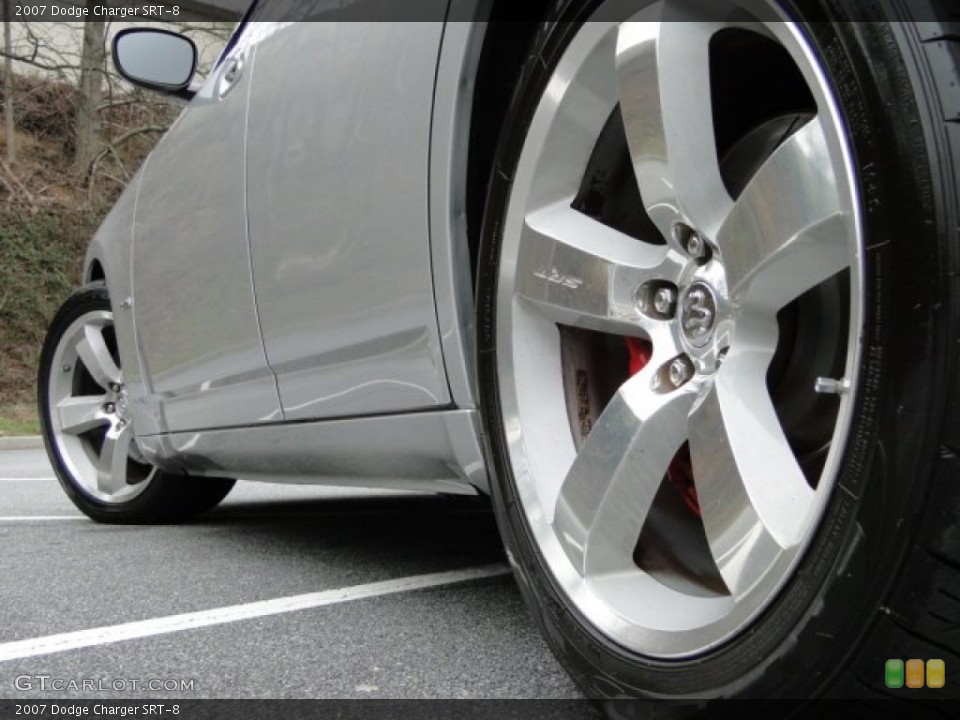 2007 Dodge Charger SRT-8 Wheel and Tire Photo #76430328