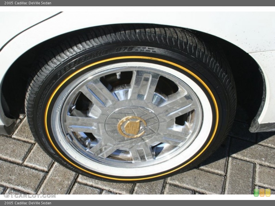 2005 Cadillac DeVille Sedan Wheel and Tire Photo #76434897