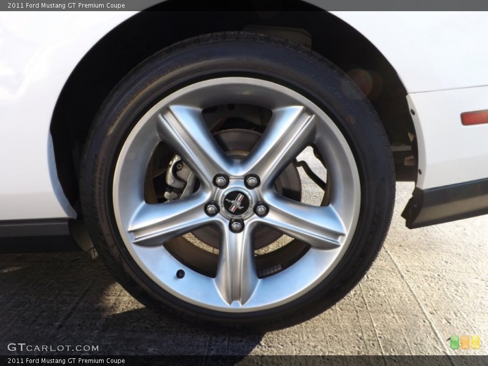 2011 Ford Mustang GT Premium Coupe Wheel and Tire Photo #76439957