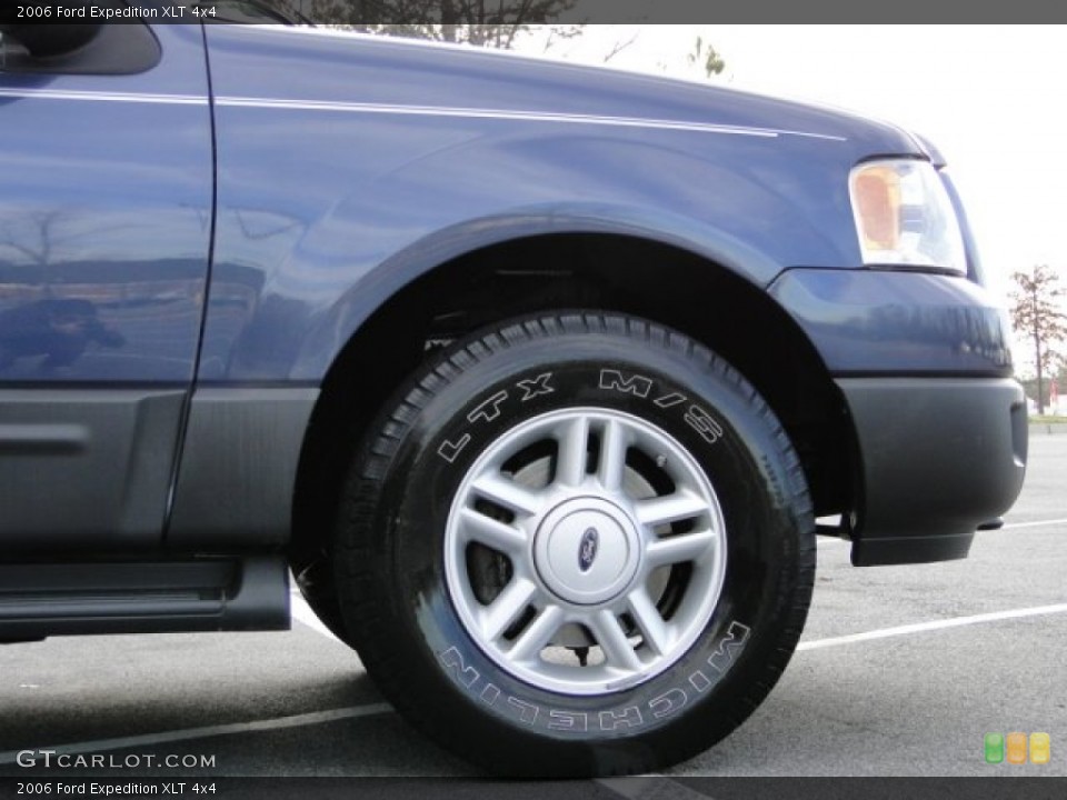 2006 Ford Expedition XLT 4x4 Wheel and Tire Photo #76445041