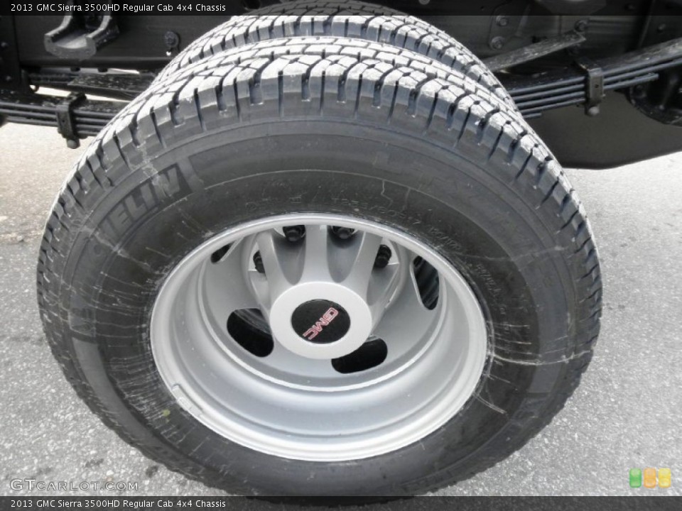 2013 GMC Sierra 3500HD Regular Cab 4x4 Chassis Wheel and Tire Photo #76513406