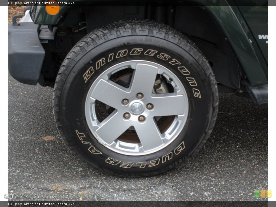 2010 Jeep Wrangler Unlimited Sahara 4x4 Wheel and Tire Photo #76617396