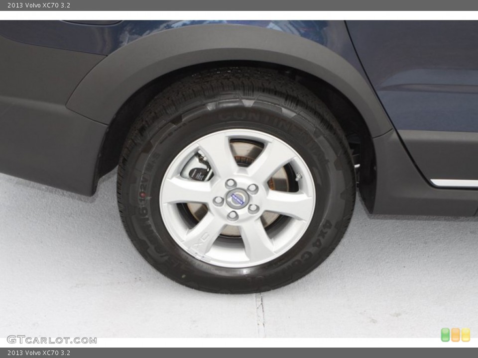 2013 Volvo XC70 3.2 Wheel and Tire Photo #76624985
