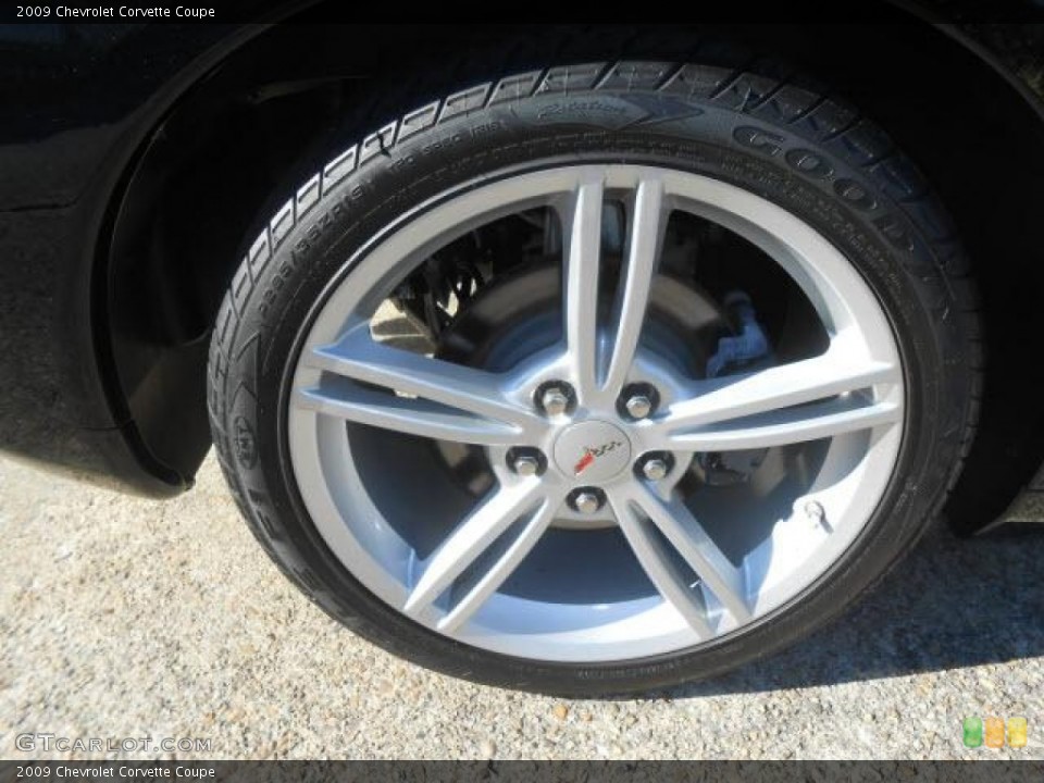 2009 Chevrolet Corvette Coupe Wheel and Tire Photo #76626696