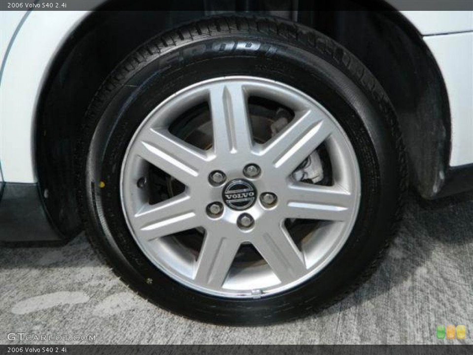 2006 Volvo S40 Wheels and Tires