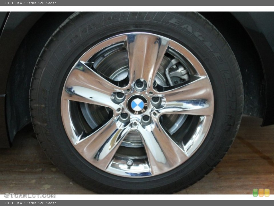 2011 BMW 5 Series 528i Sedan Wheel and Tire Photo #76775807