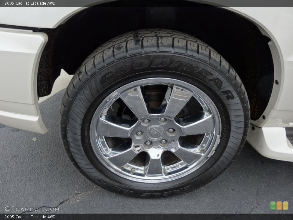 2005 Cadillac Escalade AWD Wheel and Tire Photo #76805253