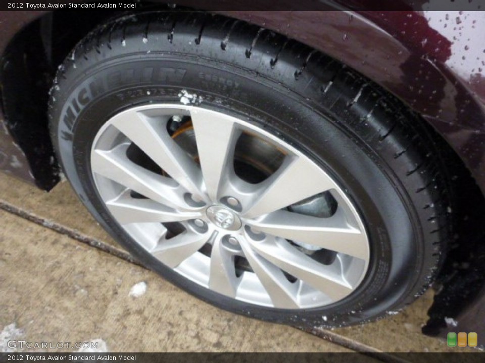 2012 Toyota Avalon Wheels and Tires