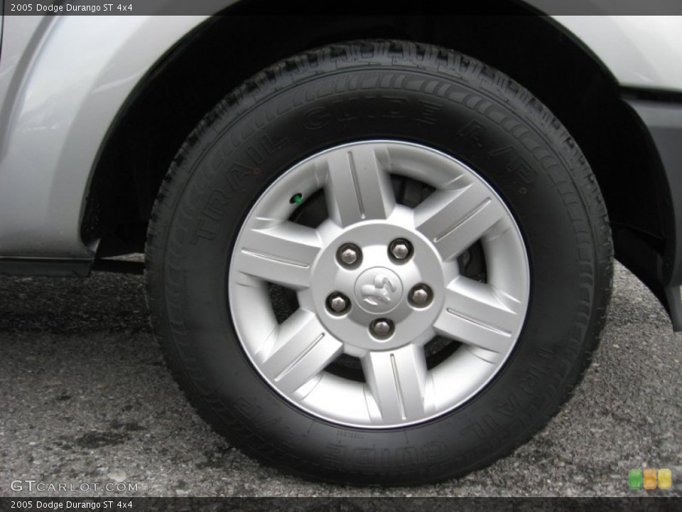 2005 Dodge Durango ST 4x4 Wheel and Tire Photo #76828494