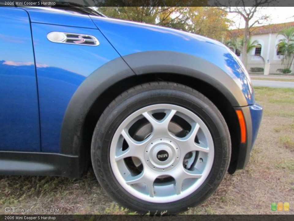 2006 Mini Cooper S Hardtop Wheel and Tire Photo #76950925