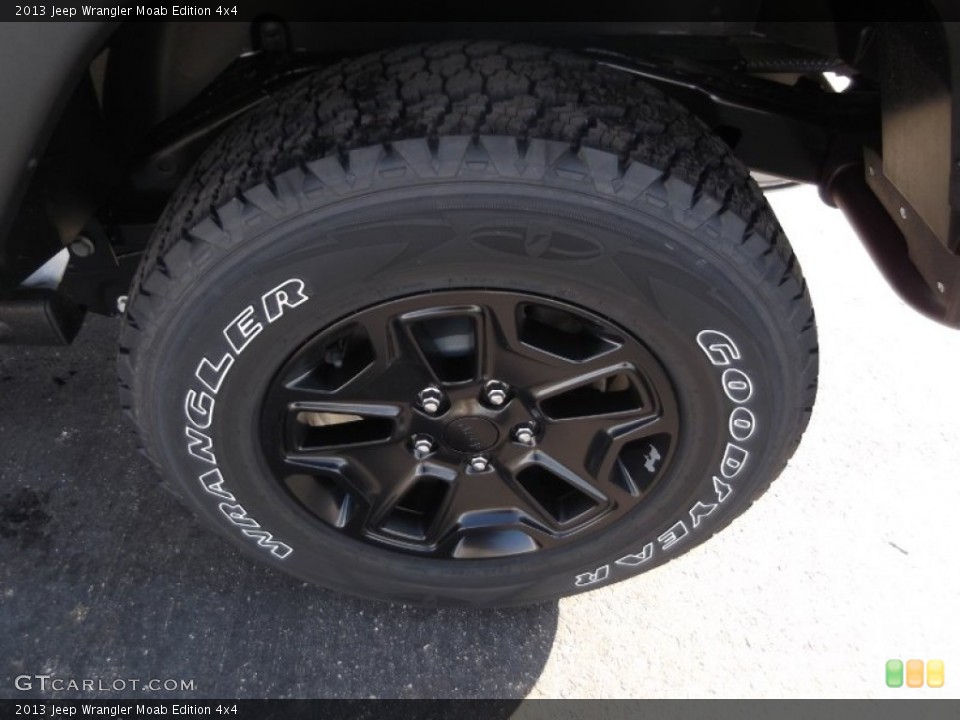 2013 Jeep Wrangler Moab Edition 4x4 Wheel and Tire Photo #76969918