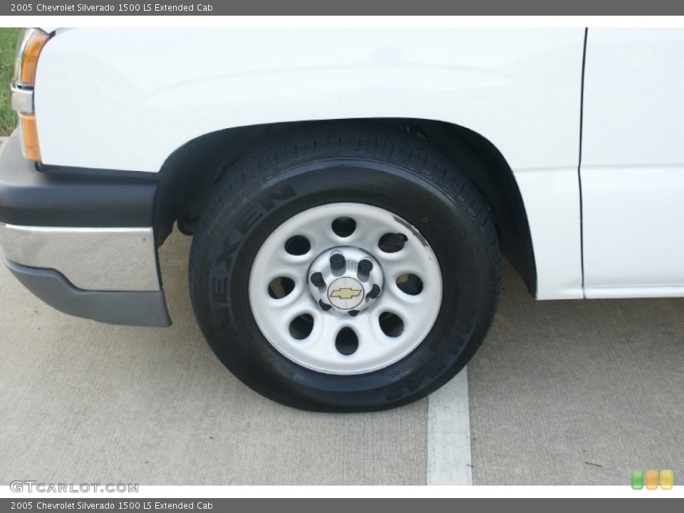 2005 Chevrolet Silverado 1500 LS Extended Cab Wheel and Tire Photo #77034381