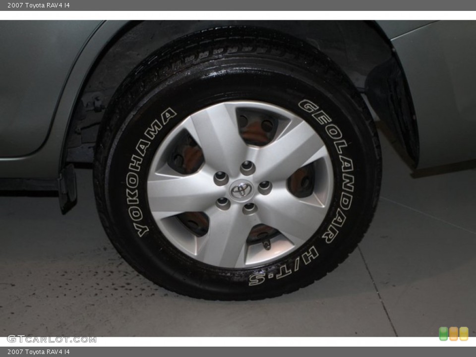 2007 Toyota RAV4 I4 Wheel and Tire Photo #77090097