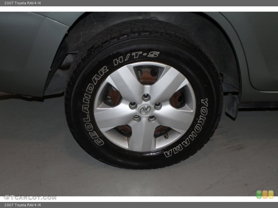 2007 Toyota RAV4 I4 Wheel and Tire Photo #77090192
