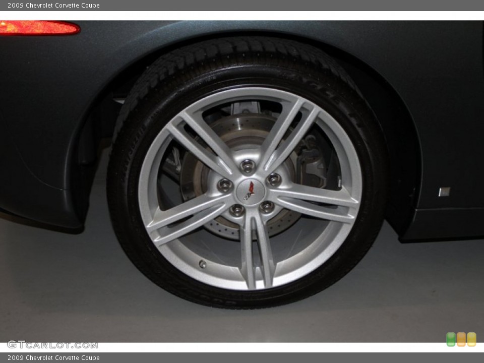 2009 Chevrolet Corvette Coupe Wheel and Tire Photo #77092275