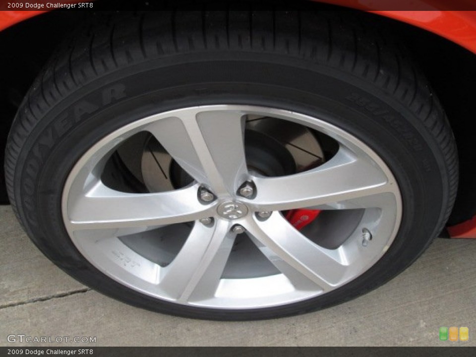 2009 Dodge Challenger SRT8 Wheel and Tire Photo #77093607