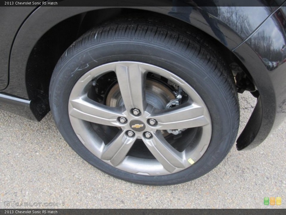 2013 Chevrolet Sonic RS Hatch Wheel and Tire Photo #77130728