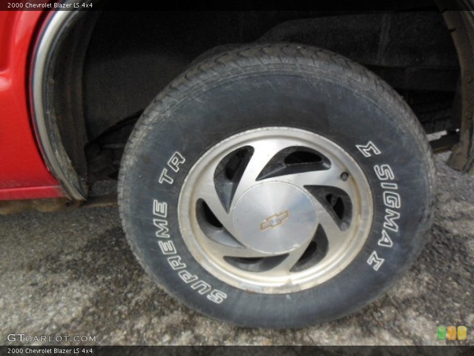 2000 Chevrolet Blazer LS 4x4 Wheel and Tire Photo #77213228