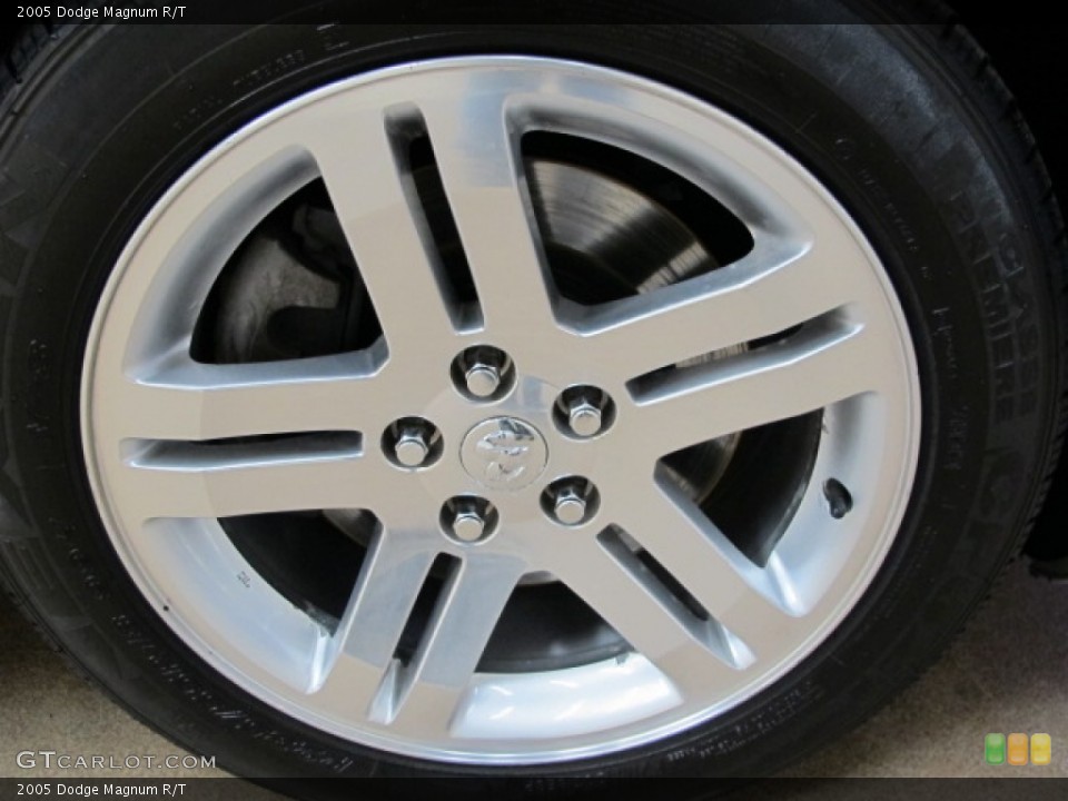 2005 Dodge Magnum R/T Wheel and Tire Photo #77234864