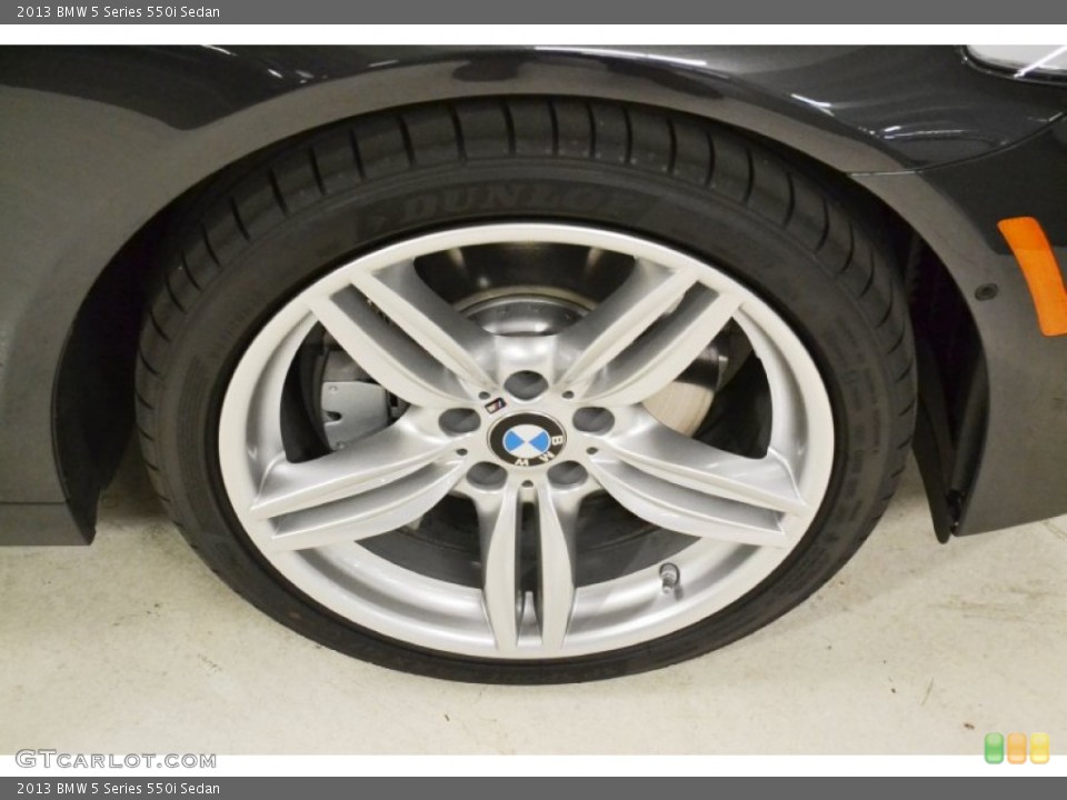 2013 BMW 5 Series 550i Sedan Wheel and Tire Photo #77243111