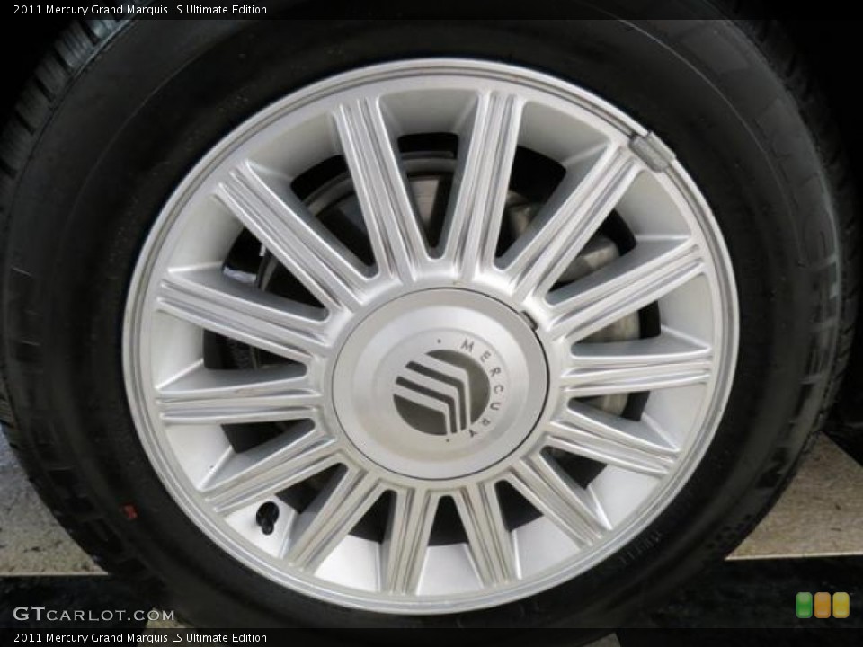 2011 Mercury Grand Marquis Wheels and Tires