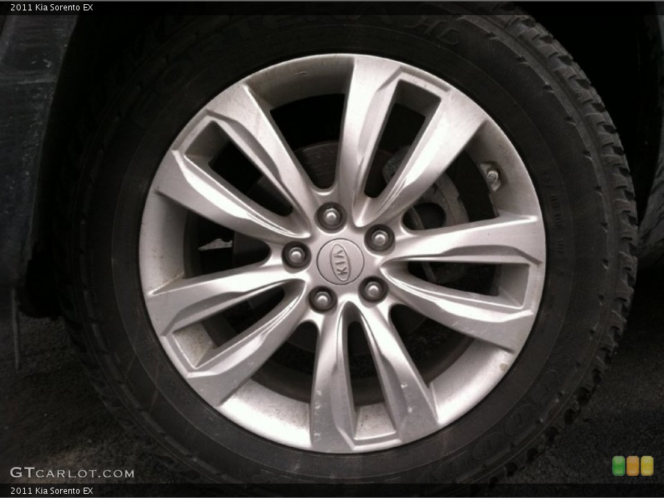 2011 Kia Sorento EX Wheel and Tire Photo #77263073