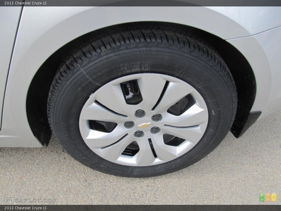 2013 Chevrolet Cruze LS Wheel and Tire Photo #77299051