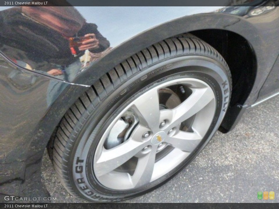 2011 Chevrolet Malibu LT Wheel and Tire Photo #77368443