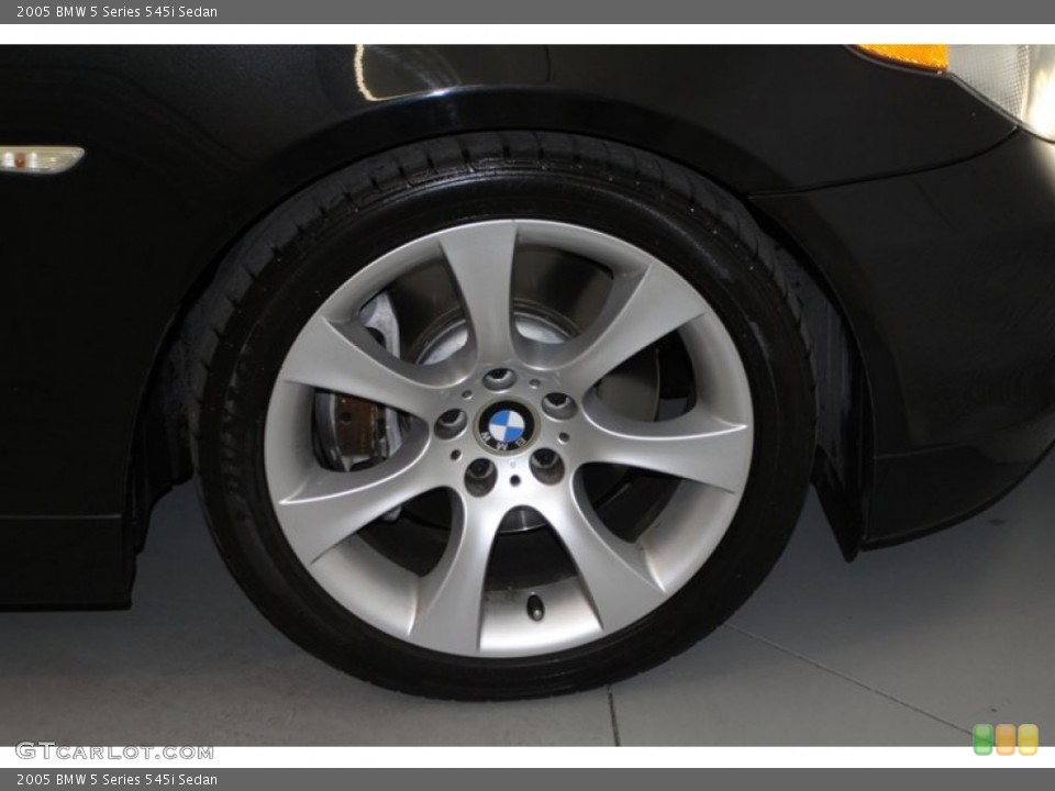 2005 BMW 5 Series 545i Sedan Wheel and Tire Photo #77386323