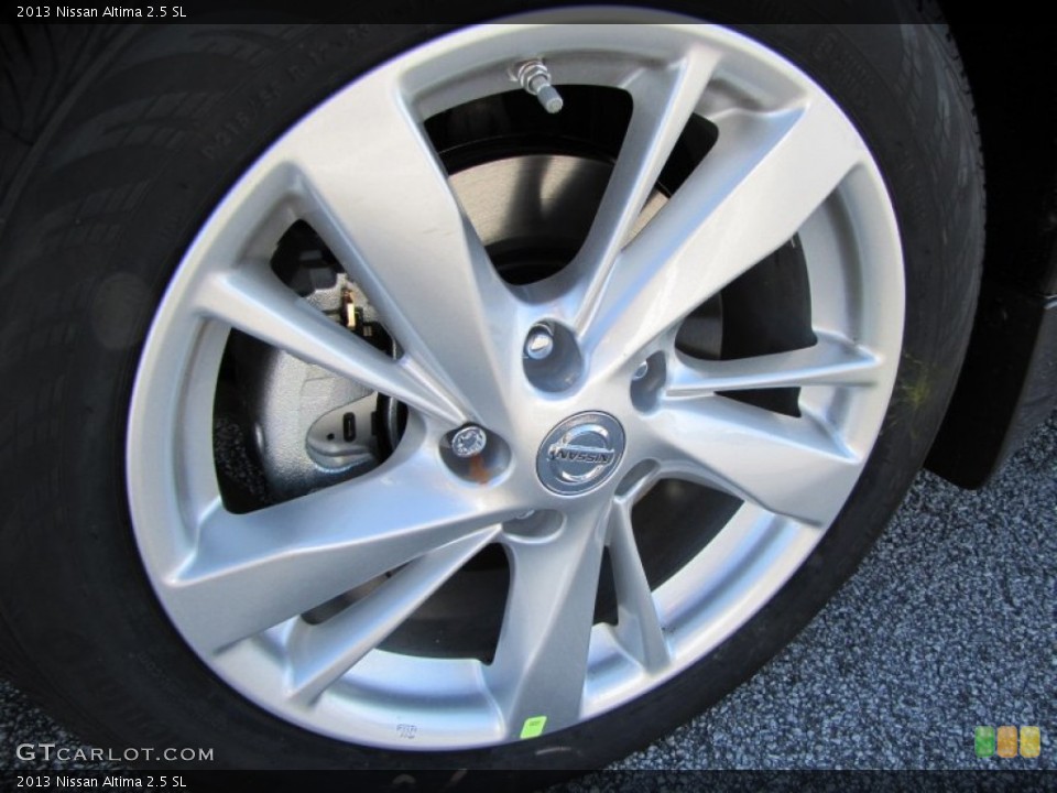 2013 Nissan Altima 2.5 SL Wheel and Tire Photo #77479015