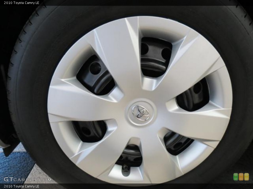 2010 Toyota Camry LE Wheel and Tire Photo #77558229